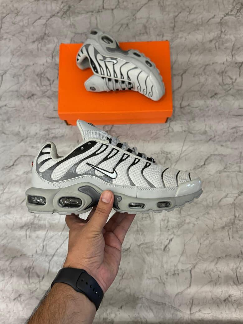 Air Max Plus Carbon Fibre
