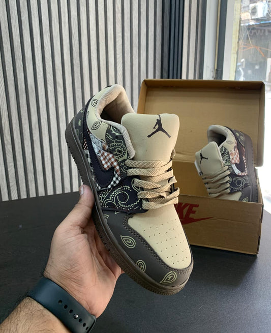 AIR JORDAN LOW BURBERRY CHECK