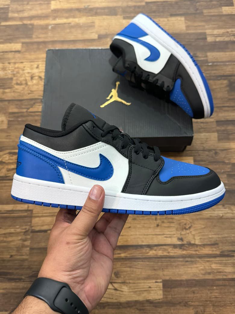 AIR JORDAN 1