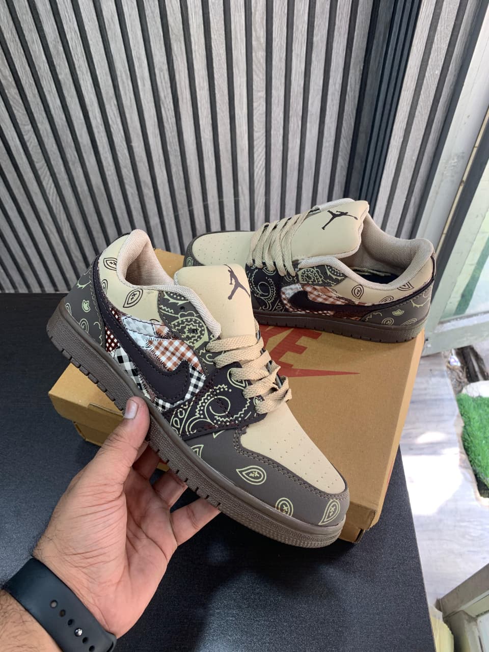 AIR JORDAN LOW BURBERRY CHECK