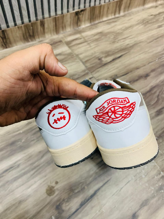 Air Jordan 1 low TRAVIS SCOTT MOCHA